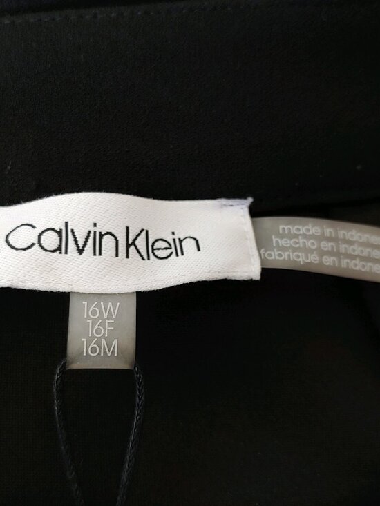 Women's Calvin Klein Skirt, Size 16W - Picture 7 of 8